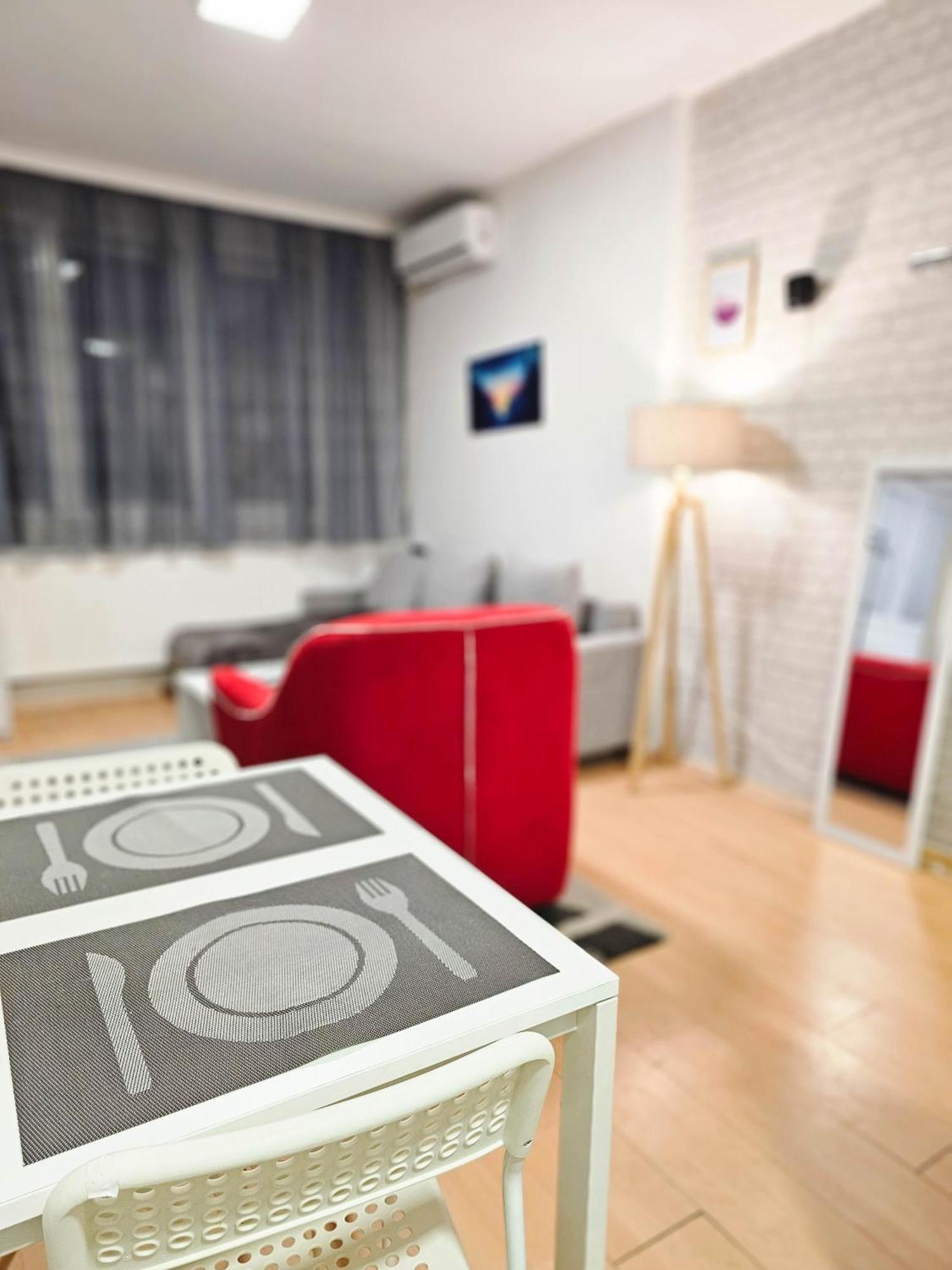 Rooftop Apartment At Mainsquare Skopje Exteriér fotografie
